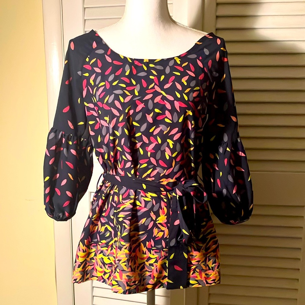 BCBG Maxazria Women's Multicolor Leaf Print Top size S